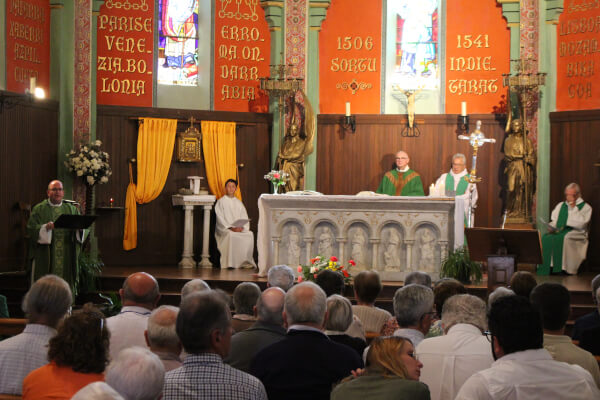 Dimanche 8 octobre à Jaxu : Messe de présentation de l’ab­bé François-Régis Jasnot