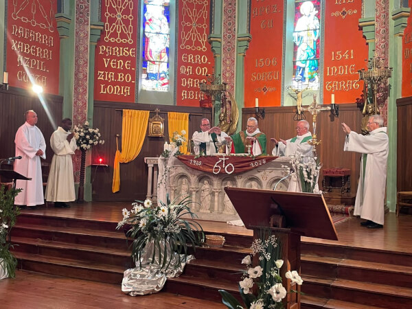 Messe d'action de grâce de l'abbé Etcheverry 9