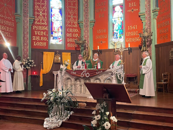 Messe d'action de grâce de l'abbé Etcheverry 11